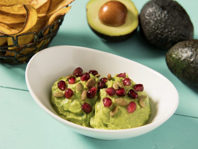 guacamoledouble-1050x722
